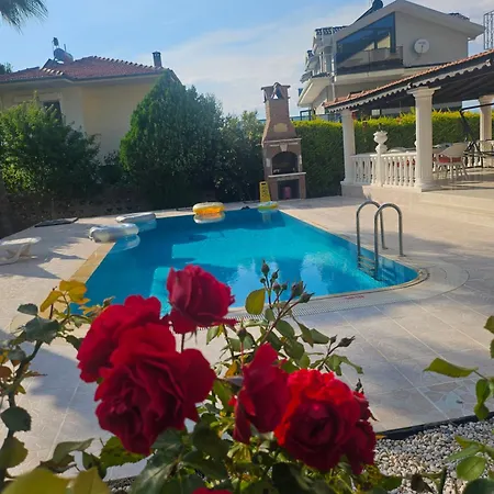 Villa The Yellow & Oeluedeniz & Fethiye