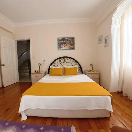 Villa The Yellow & Oeluedeniz & Fethiye